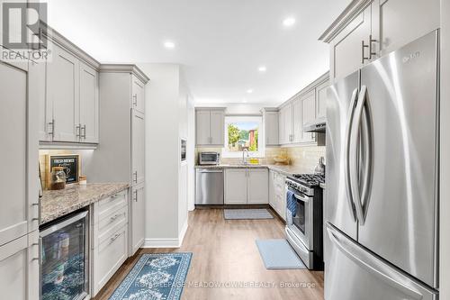 3 Northgate Boulevard, Brampton, ON - Indoor Photo Showing Kitchen With Upgraded Kitchen