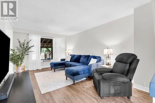 3 Northgate Boulevard, Brampton, ON - Indoor Photo Showing Living Room
