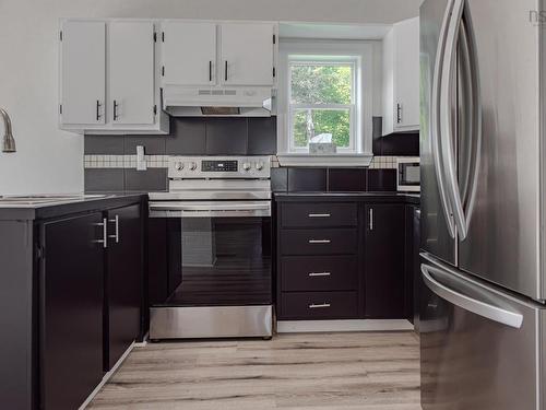35 Foxbrook Road, Hopewell, NS - Indoor Photo Showing Kitchen