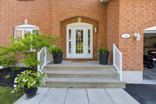 Entry - 16 Rue Du Frimas, Gatineau (Hull), QC - Outdoor