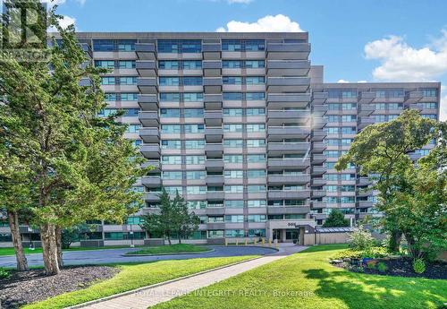 PH8 - 555 BRITTANY DRIVE  Ottawa, ON K1K 4C5