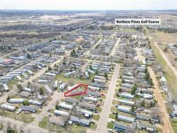 Close to Golf, Sportsplex & Hanbury Hill - 