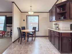 Dining Area - 