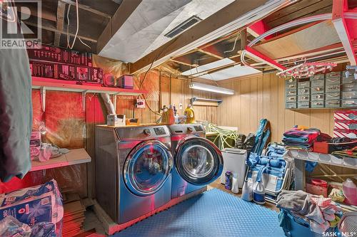 477 22Nd Street E, Prince Albert, SK - Indoor Photo Showing Laundry Room