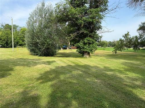 4 Vakker Beach Road, Alonsa, MB 