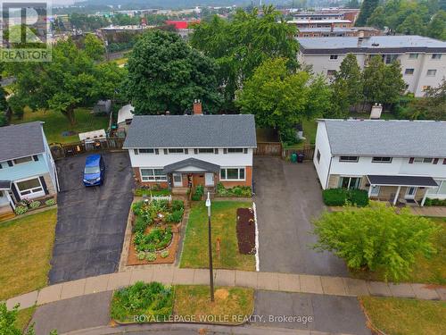 61 Balfour Crescent, Kitchener, ON - Outdoor