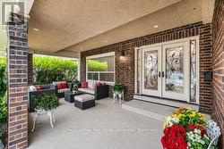 2529 CLAYMORE CRESCENT  Mississauga, ON L5C 3A2