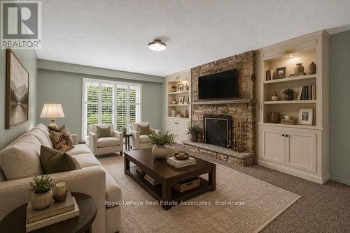 2529 Claymore Crescent, Mississauga, ON - Indoor Photo Showing Living Room With Fireplace