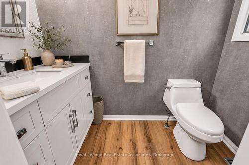 2529 Claymore Crescent, Mississauga, ON - Indoor Photo Showing Bathroom