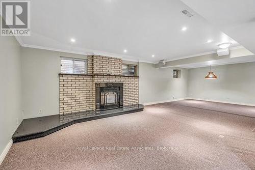 2529 Claymore Crescent, Mississauga, ON - Indoor With Fireplace