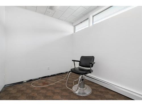 360 Wallace Street|Hope, Hope, BC - Indoor Photo Showing Other Room