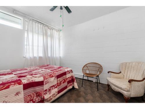 360 Wallace Street|Hope, Hope, BC - Indoor Photo Showing Bedroom