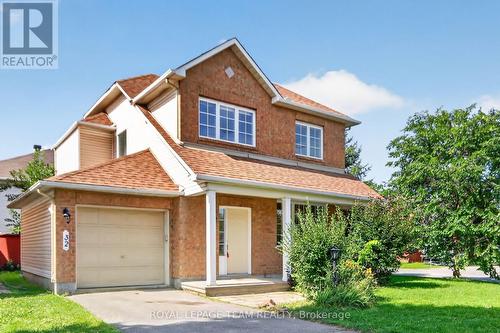 Front exterior - 32 Vistapointe Drive, Ottawa, ON - Outdoor With Deck Patio Veranda