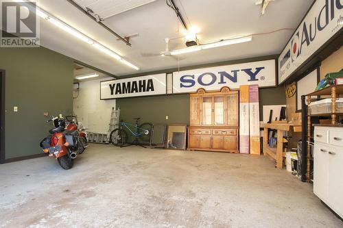 172 Spring St, Sault Ste. Marie, ON - Indoor Photo Showing Garage