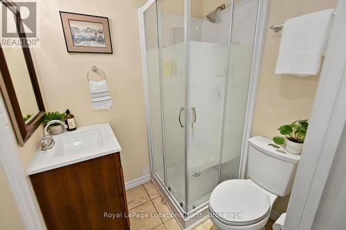 143 St Moritz Crescent, Blue Mountains, ON - Indoor Photo Showing Bathroom