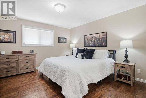 2425 Frontenac Street, Sudbury, ON - Indoor Photo Showing Bedroom