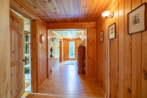 Photo aérienne - 29 Ch. Maryhill, Harrington, QC - Indoor Photo Showing Other Room