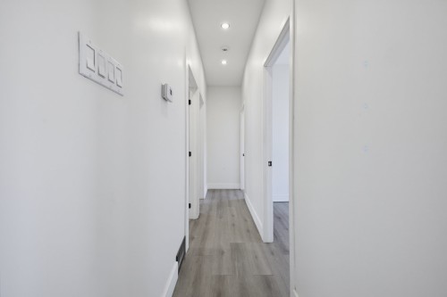 Hall d'entrée/Vestibule - 5725 Rue Provence, Laval (Auteuil), QC - Indoor Photo Showing Other Room