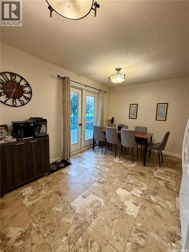 511 Macmillan Street, Hudson Bay, SK - Indoor Photo Showing Dining Room