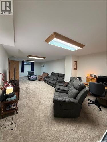 511 Macmillan Street, Hudson Bay, SK - Indoor