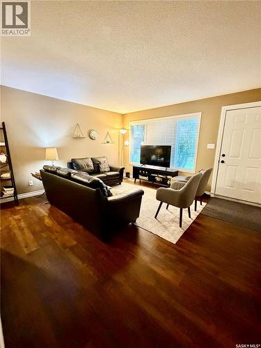 511 Macmillan Street, Hudson Bay, SK - Indoor Photo Showing Other Room