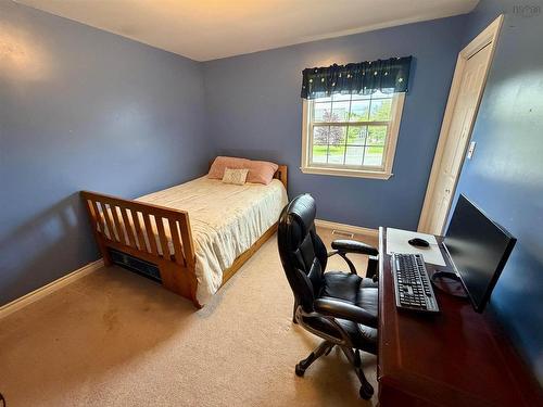 33 Crockett Court, Antigonish, NS - Indoor Photo Showing Bedroom