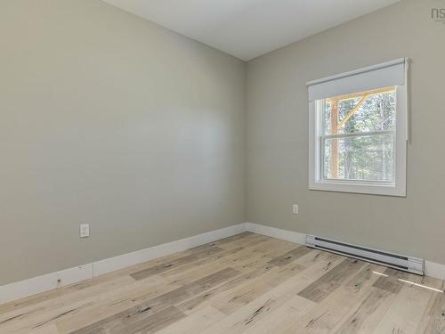 60 Higgins Avenue, Beechville, NS - Indoor Photo Showing Other Room