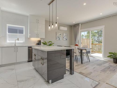 60 Higgins Avenue, Beechville, NS - Indoor Photo Showing Kitchen