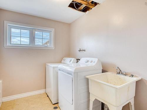 4 Ocono Court, Dartmouth, NS - Indoor Photo Showing Laundry Room
