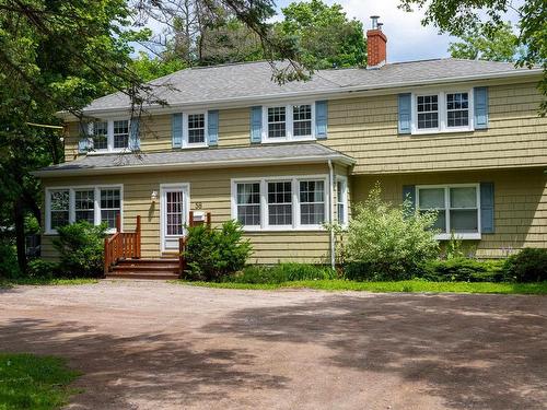 58 Brackley Point Road Road  Charlottetown, PE C1A 6Y2