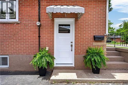 236 HAMMERSMITH Court  Burlington, ON L7L 4N7