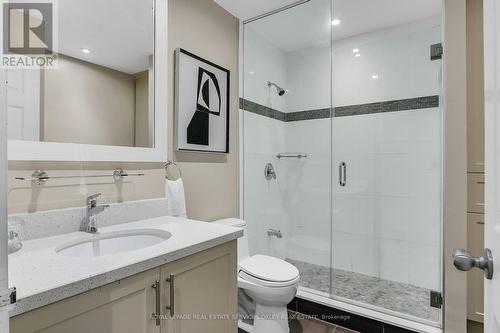 Ph04 - 99 Harbour Square, Toronto, ON - Indoor Photo Showing Bathroom