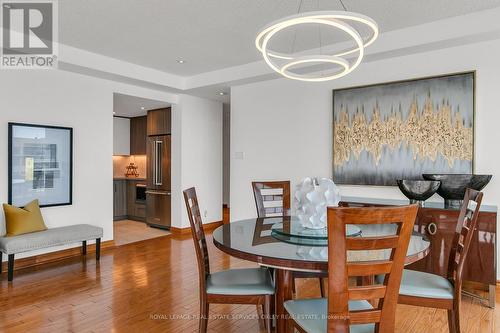 Ph04 - 99 Harbour Square, Toronto, ON - Indoor Photo Showing Dining Room