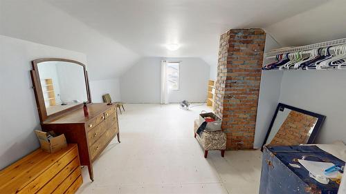 305 4Th Avenue, Cranbrook, BC - Indoor Photo Showing Other Room