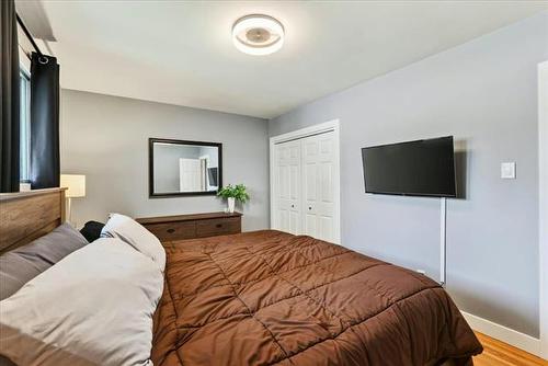 622 Greene Ave, Winnipeg, MB - Indoor Photo Showing Bedroom