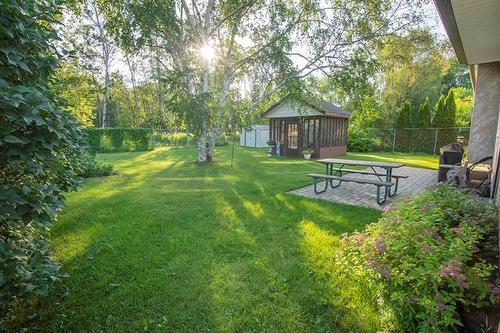 14 Lansdowne Ave, Pinawa, MB - Outdoor With Backyard
