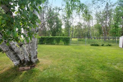14 Lansdowne Ave, Pinawa, MB - Outdoor