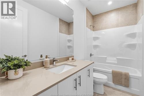 595 Lily Mac Unit# 103, Windsor, ON - Indoor Photo Showing Bathroom