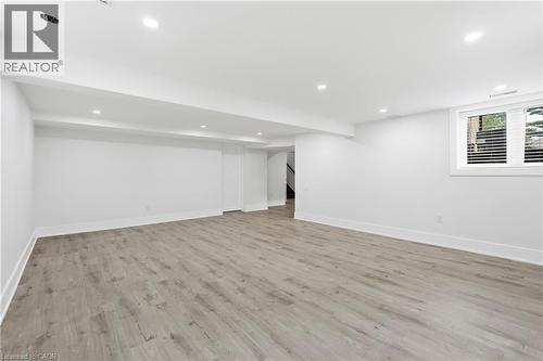 332 Woodworth Drive W, Ancaster, ON - Indoor