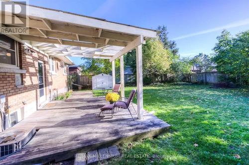 135 Byron Avenue, Kitchener, ON - Outdoor