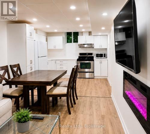 3093 Mcdowell Drive, Mississauga, ON - Indoor