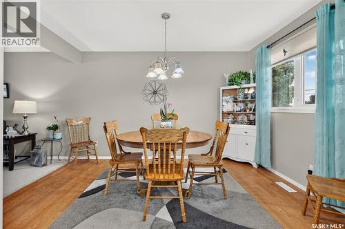 1331 Athabasca Street W, Moose Jaw, SK - Indoor Photo Showing Dining Room