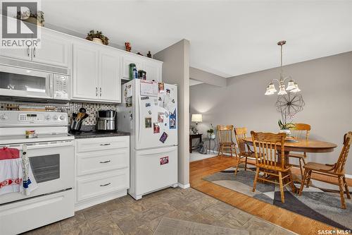 1331 Athabasca Street W, Moose Jaw, SK - Indoor