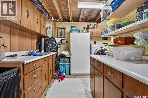 1331 Athabasca Street W, Moose Jaw, SK - Indoor Photo Showing Kitchen