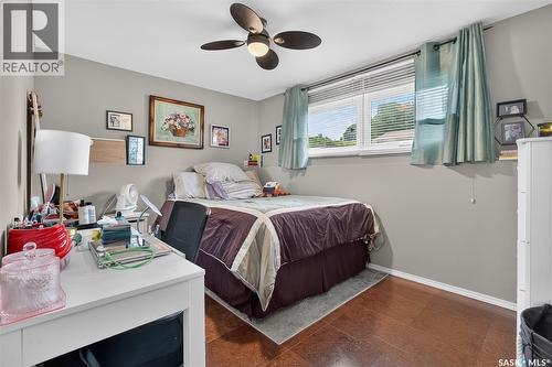 1331 Athabasca Street W, Moose Jaw, SK - Indoor Photo Showing Bedroom