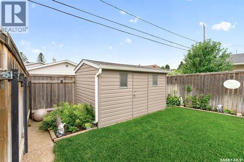 1331 Athabasca Street W, Moose Jaw, SK - Outdoor