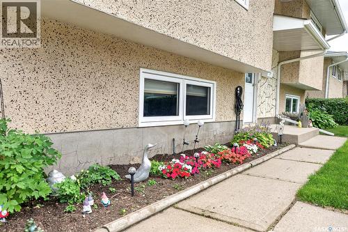 1331 Athabasca Street W, Moose Jaw, SK - Outdoor