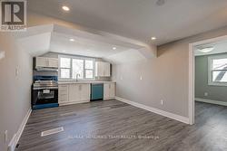 UPPER FLOOR - 9 RYKERT STREET St. Catharines (Western Hill), ON L2S 1J6