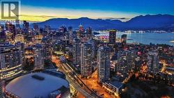 806 58 KEEFER PLACE  Vancouver, BC V6B 0B8