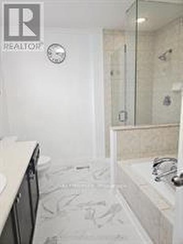 39 Atherton Avenue, Ajax, ON - Indoor Photo Showing Bathroom